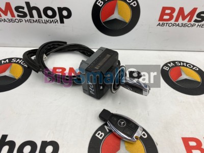 Замок зажигания Mercedes C350 2012 W204 276.957 A2079057301 - купить Губовском