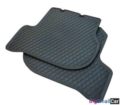 Комплект задних ковриков Golf Plus 5M0061512 82V - купить Губовском