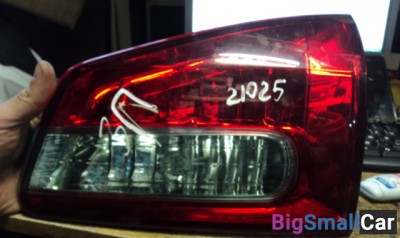 Фонарь правый внутренний Nissan Wingroad Y12 б/у (уценка) - купить Губовском