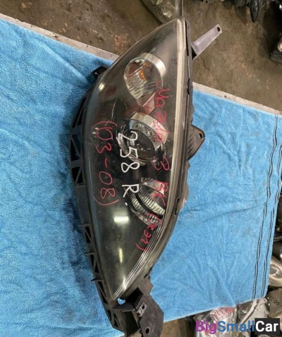 Фара правая Mazda 3 BK Hatchback - купить Губовском