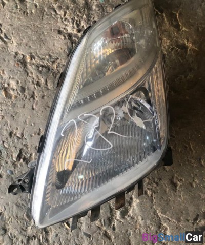 Фара левая Toyota Prius - купить Губовском