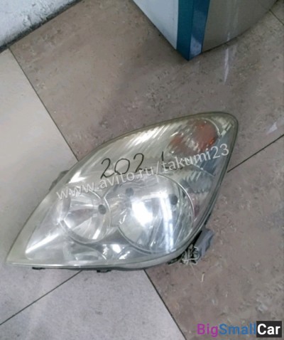 В наличии фара левая на Тойота Спасио - купить Губовском