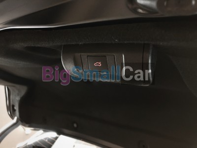 Автоматический доводчик багажника на Volkswagen Fox - купить Губовском